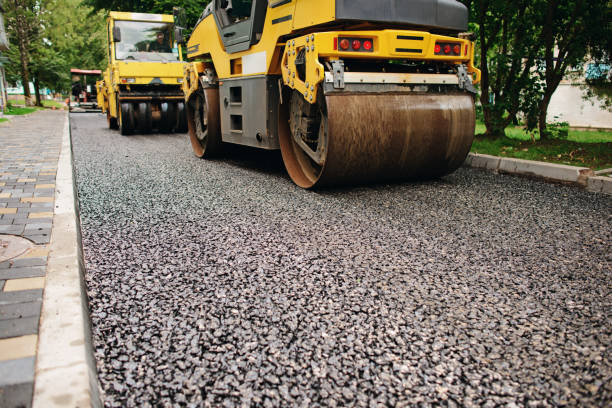 Best Decorative Driveway Pavers  in Waupaca, WI